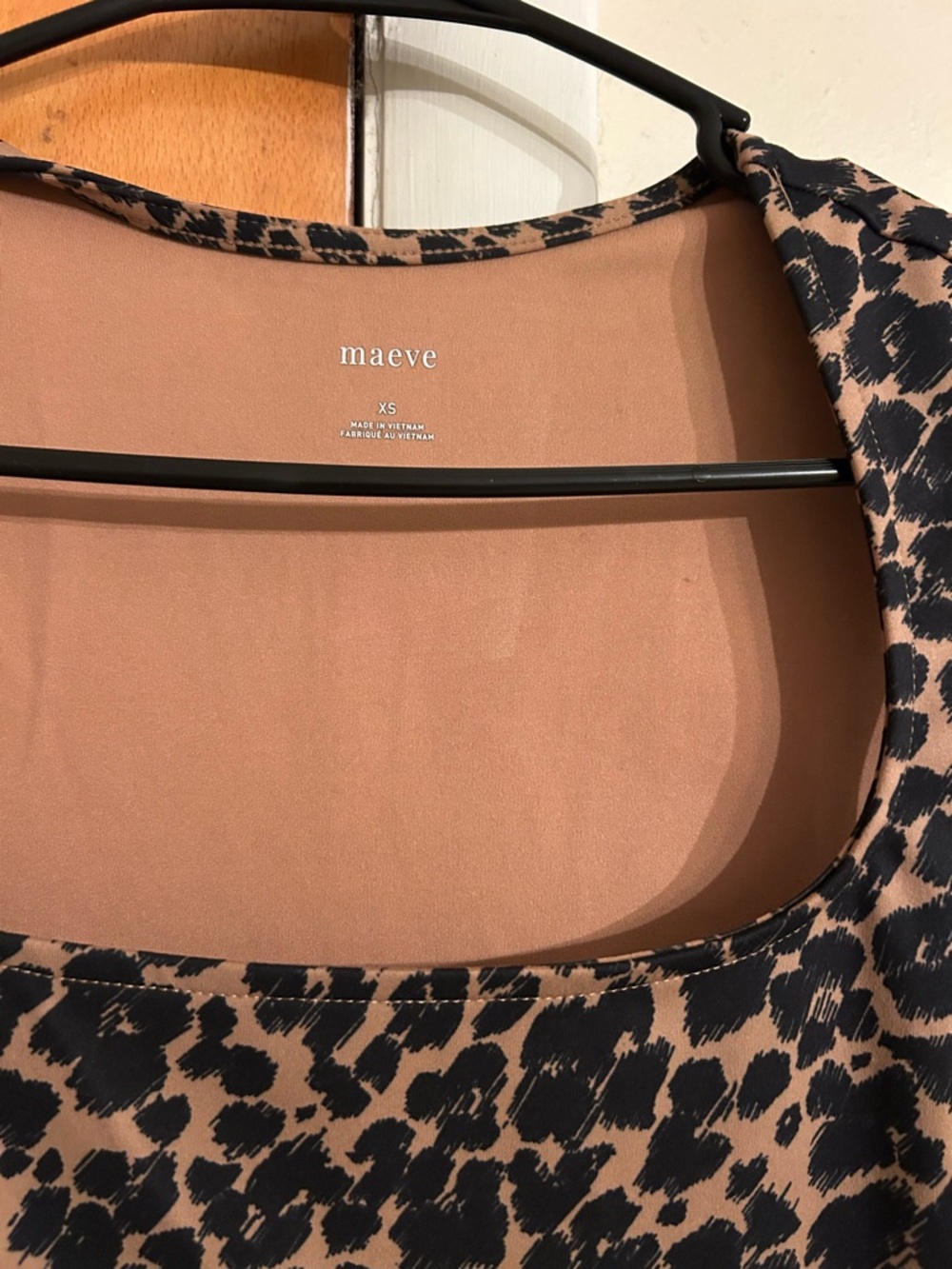Maeve Top 🐆 - Picture 2 of 2